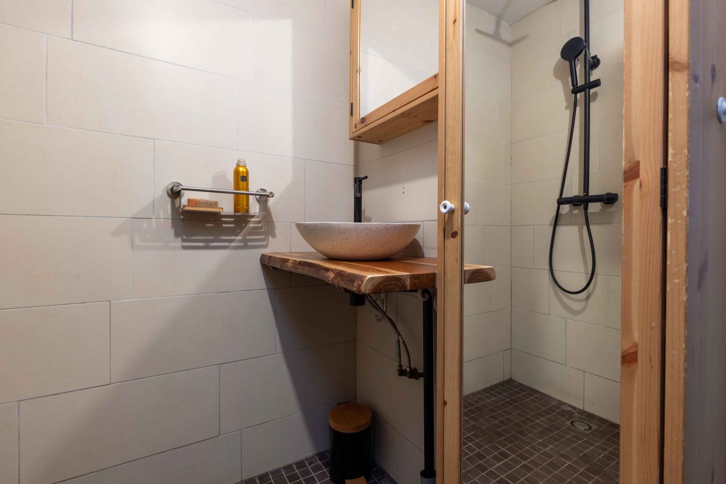 Photo 10 of Bandoengstraat 38