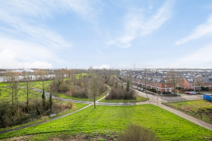 Foto 29 van Juweellaan 662