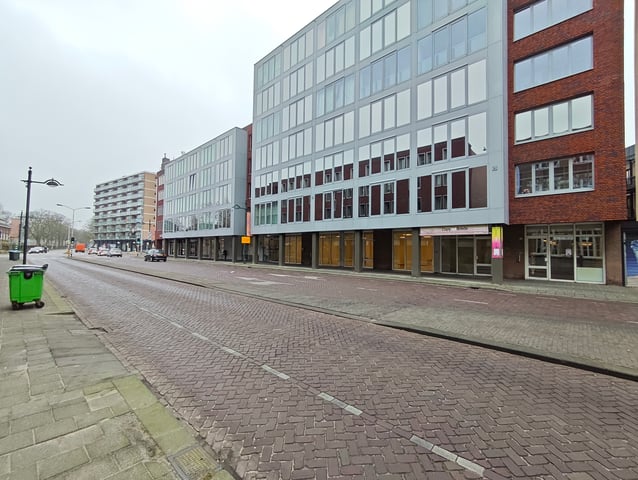 van Coothplein 46