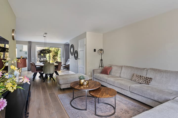 Photo 11 of van den Berghstraat 7