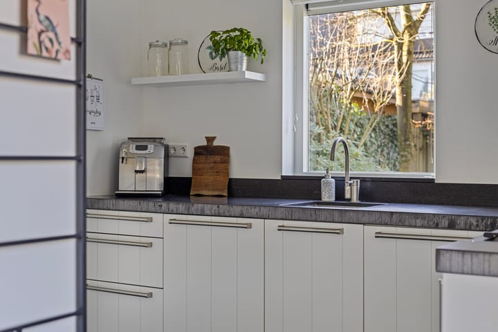 Photo 20 of van den Berghstraat 7