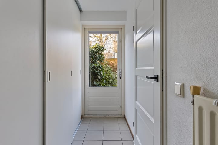 Photo 22 of van den Berghstraat 7