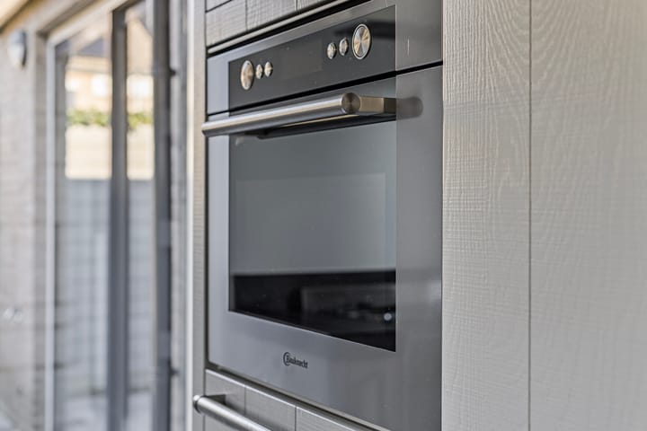 Photo 18 of van den Berghstraat 7