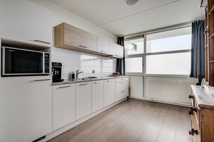 Foto 9 van Mozartstraat 272