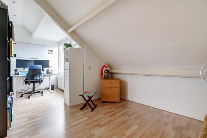 Foto 42 van Tuinfluiterstraat 123