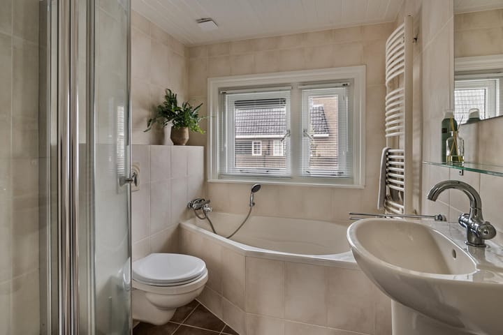 Foto 20 van Emmastraat 19