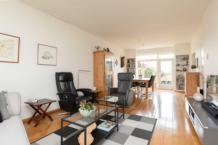 Foto 4 van Leeuwarderweg 42