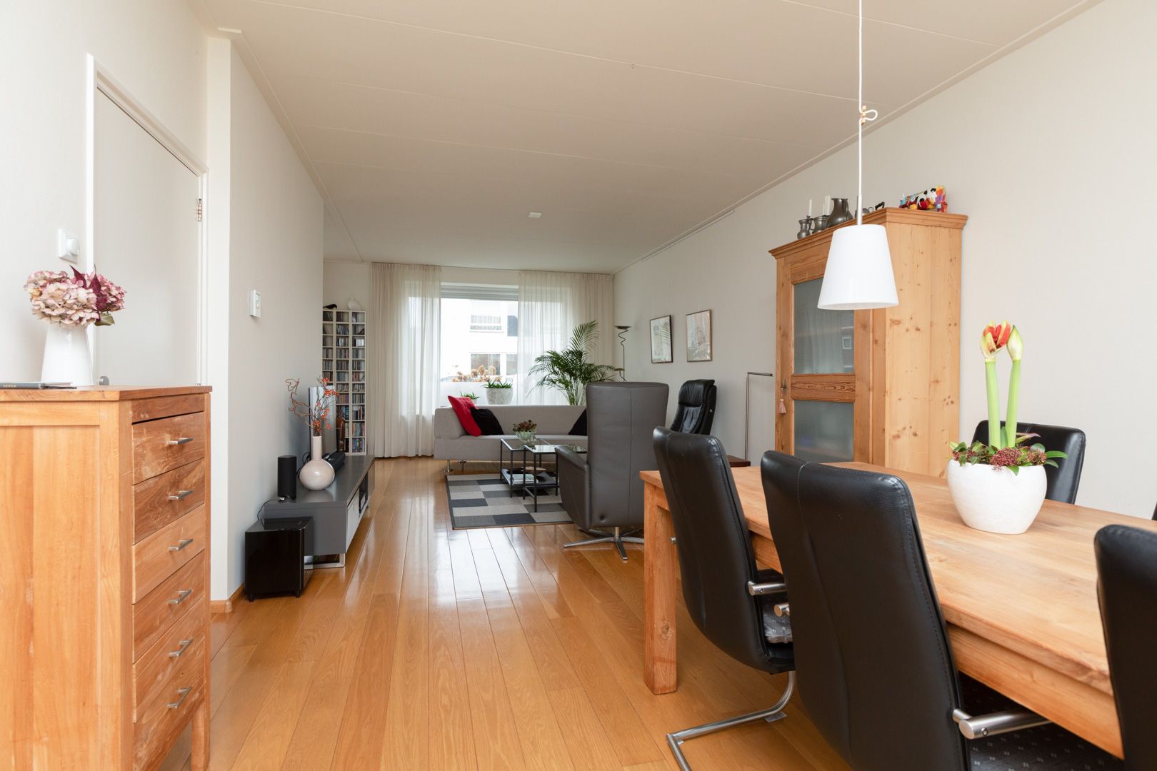 Foto 9 van Leeuwarderweg 42