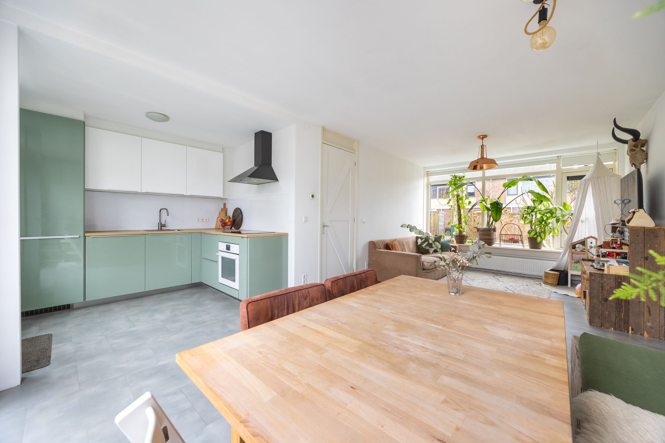 Foto 9 van van Santhorststraat 63