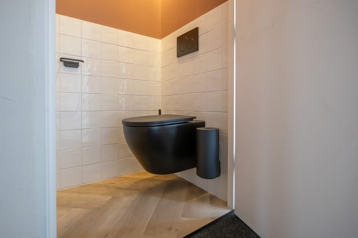 Foto 23 van Pluto 209