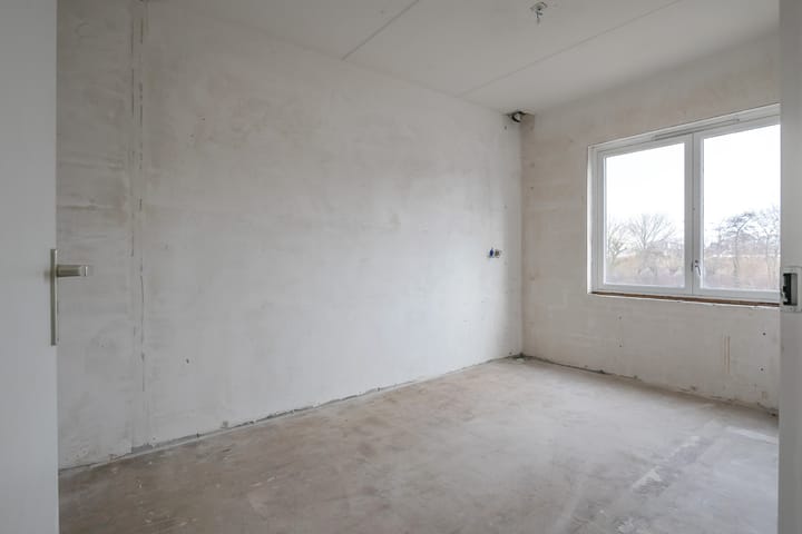 Foto 25 van Pluto 209