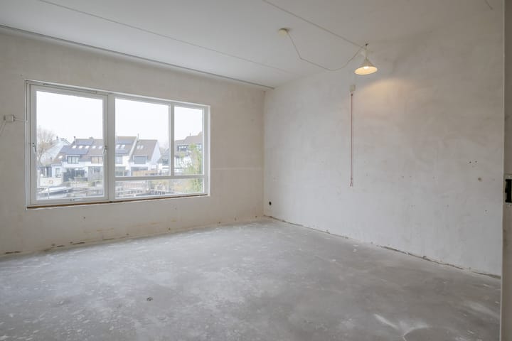 Foto 27 van Pluto 209