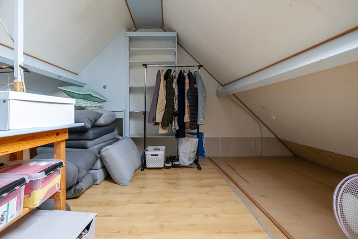 Foto 38 van Pluto 209