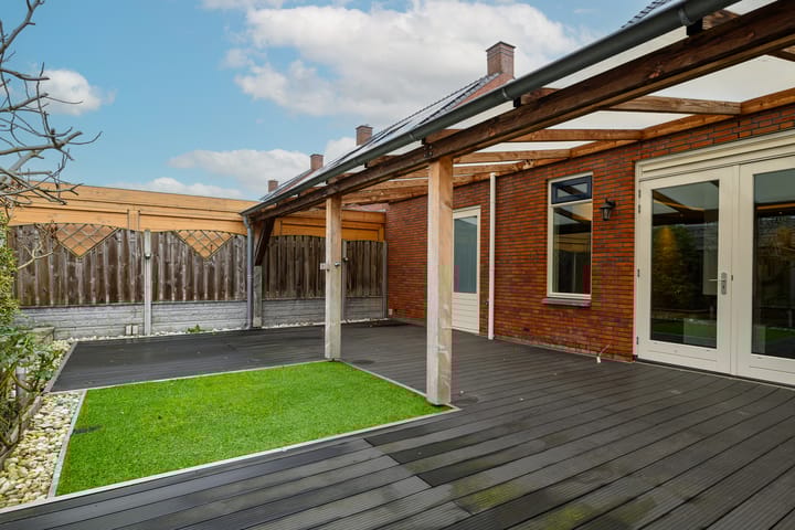 Foto 24 van Bloementuin 14