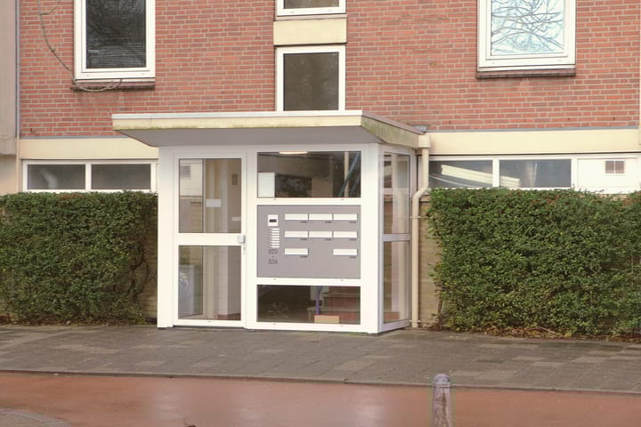 Foto 20 van Leyweg 824