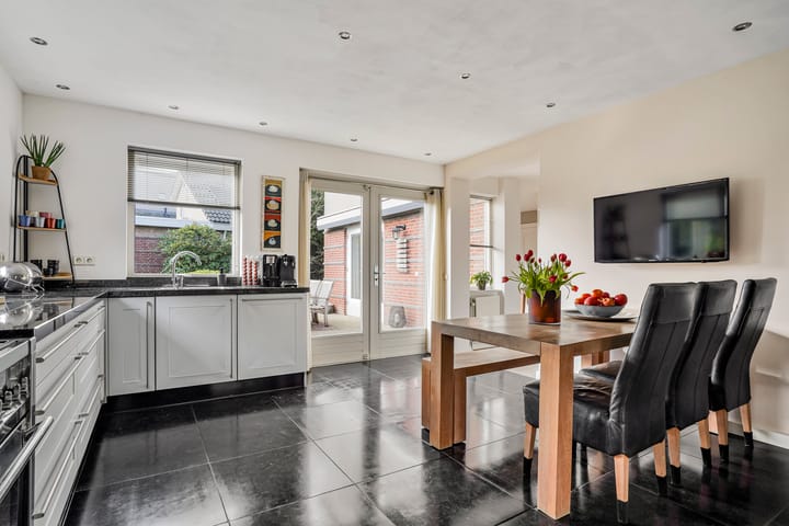 Foto 15 van Fientje Brouwersstraat 33