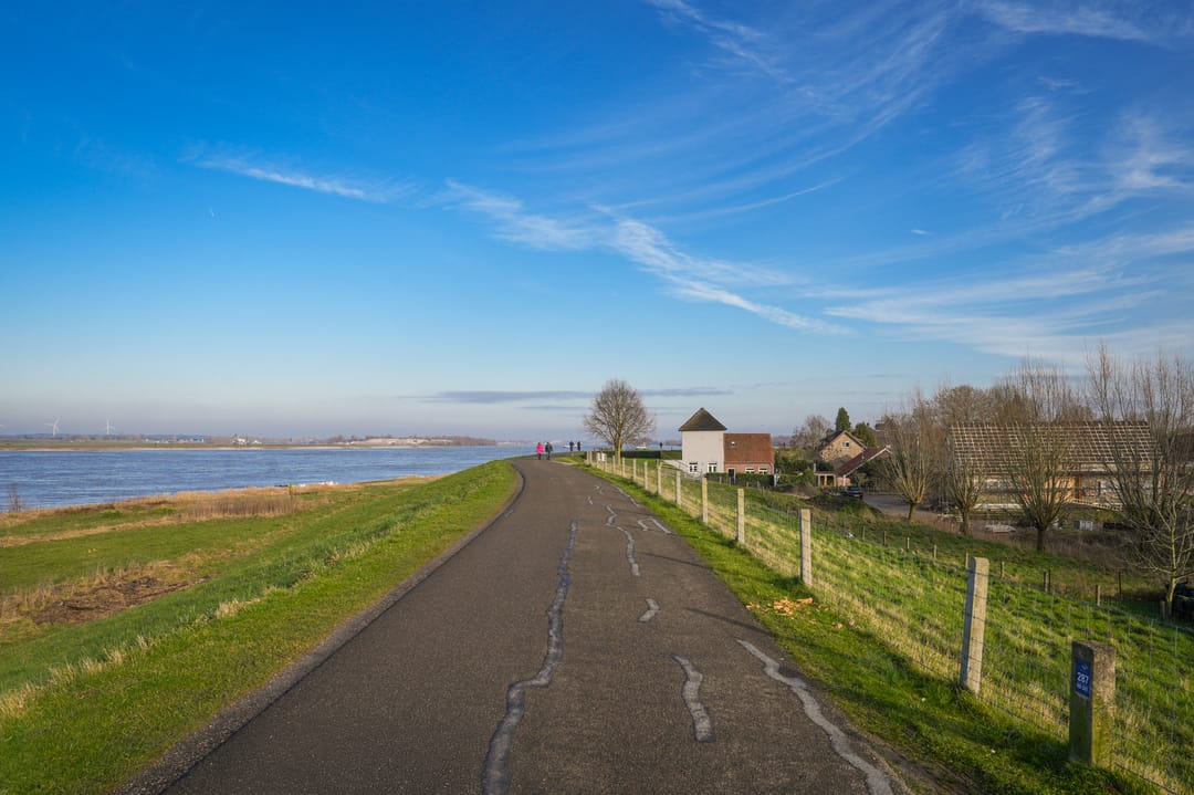 Foto 46 van Waalbandijk 103