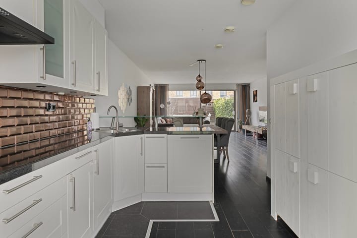 Foto 13 van Meerkoetstraat 85