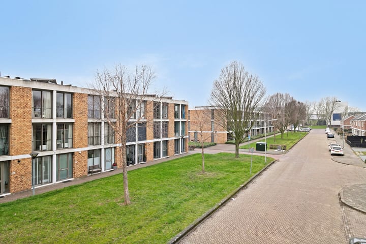 Foto 29 van Meerkoetstraat 85