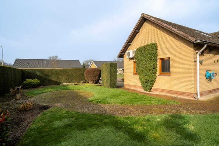 Photo 44 of Hagenaarpark 37