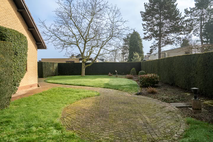 Photo 46 of Hagenaarpark 37