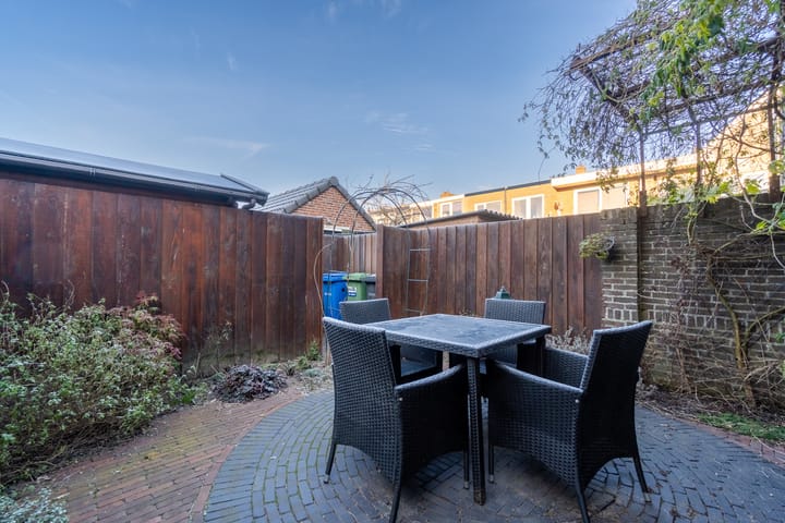 Foto 18 van Meidoornstraat 24