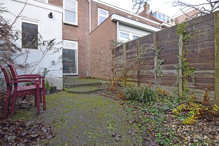 Foto 22 van Van der Mondestraat 121