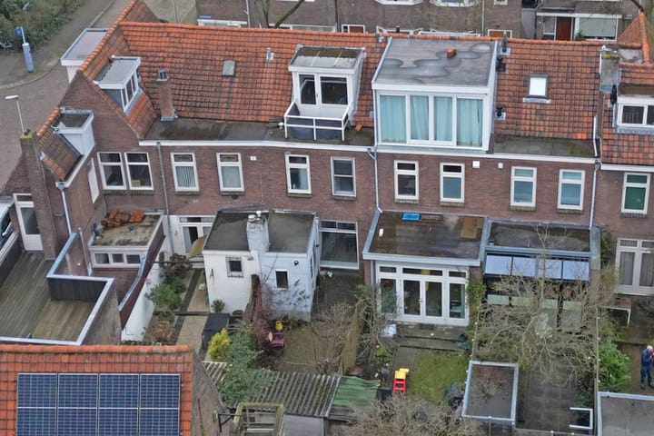 Foto 25 van Van der Mondestraat 121