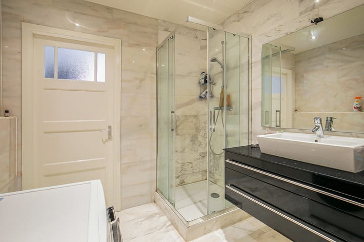 Foto 11 van Reeweg Oost 108