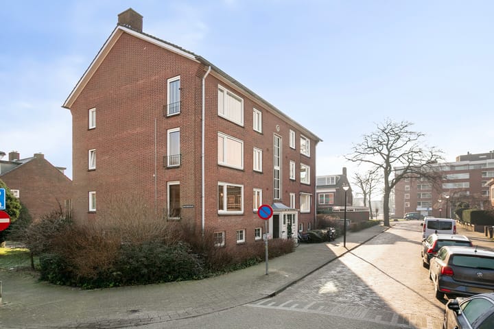 Foto 28 van Loopschansstraat 105-B