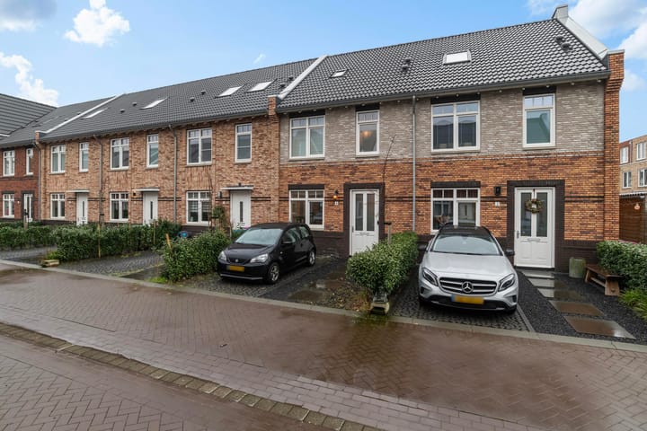 Foto 1 van Kerstanjeburch 4