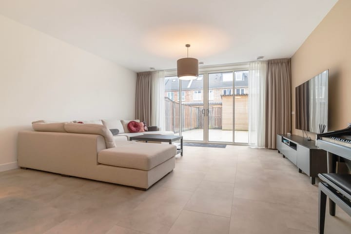 Foto 4 van Kerstanjeburch 4