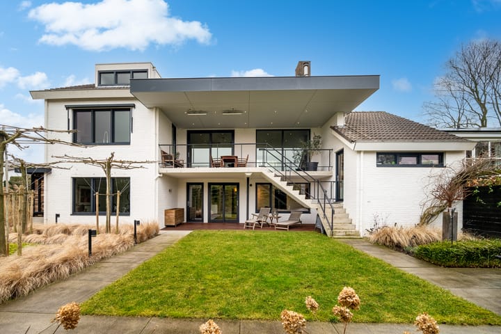 Foto 2 van K.L.M.-straat 8