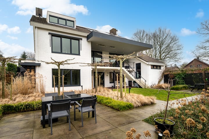 Foto 29 van K.L.M.-straat 8