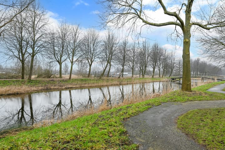 Foto 2 van Voordek 54