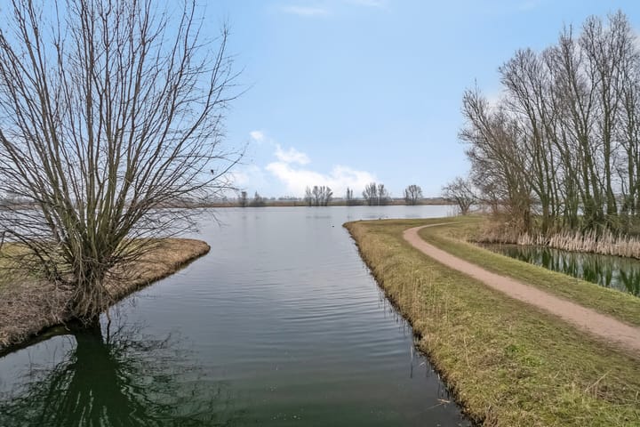 Foto 64 van De Dauwkade 13