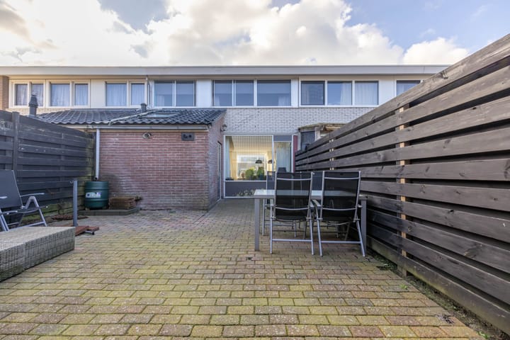 Foto 2 van Van Stolbergstrjitte 4