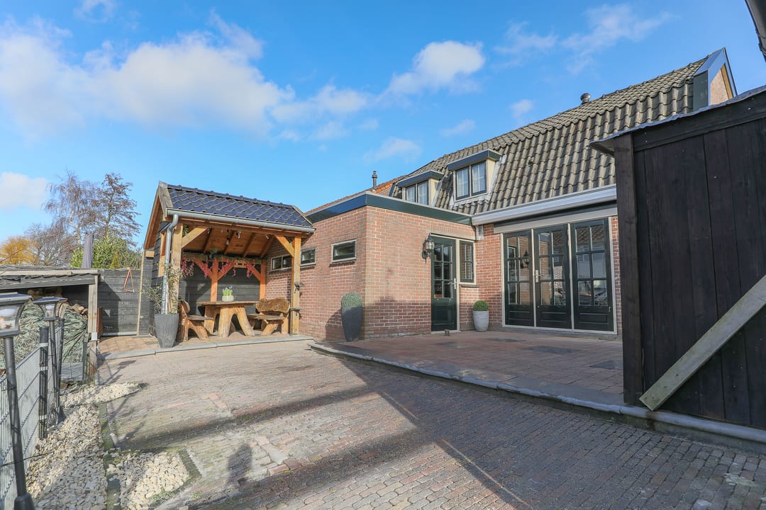 Photo 2 of IJmertstraat 12