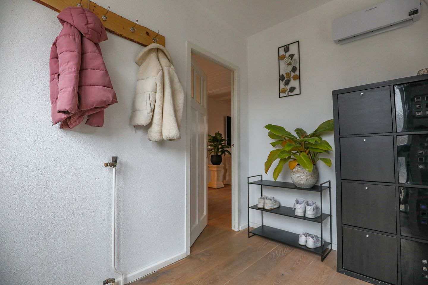 Photo 10 of IJmertstraat 12