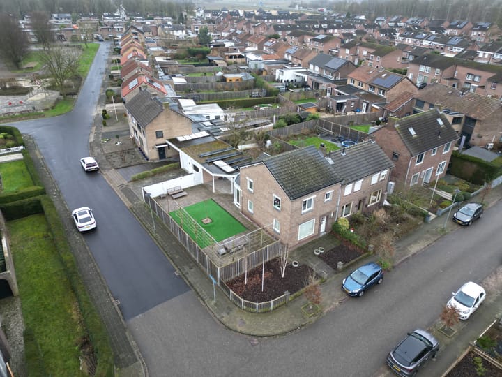 Foto 43 van Graaf van Bronkhorststr 13