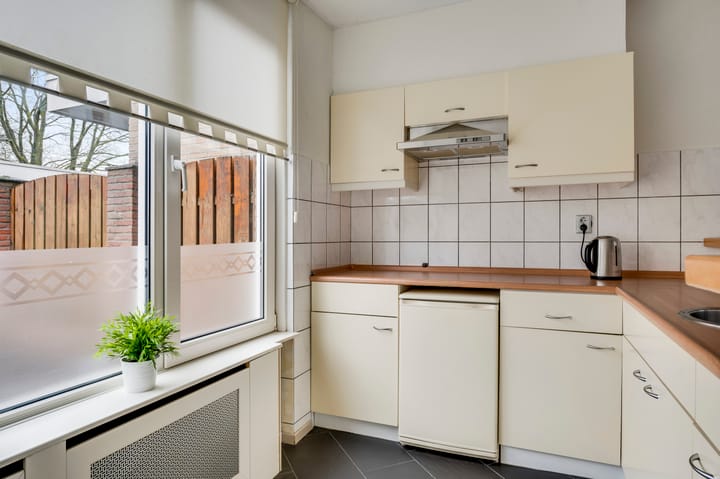 Foto 11 van Tromplaan 75