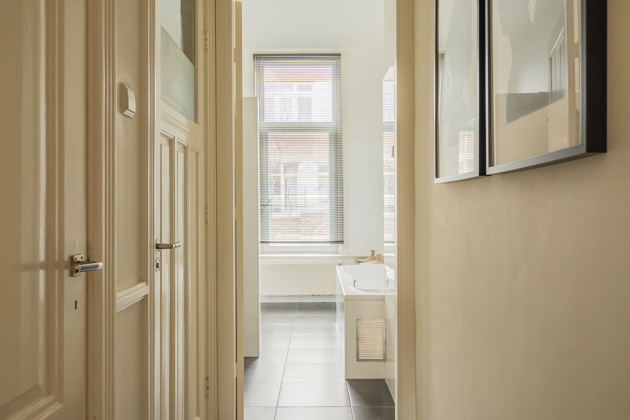 Foto 48 van Laan van Nieuw-Oost-Indië 244