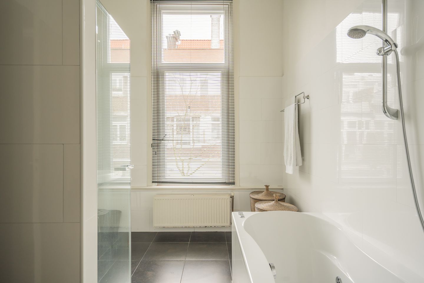 Foto 49 van Laan van Nieuw-Oost-Indië 244