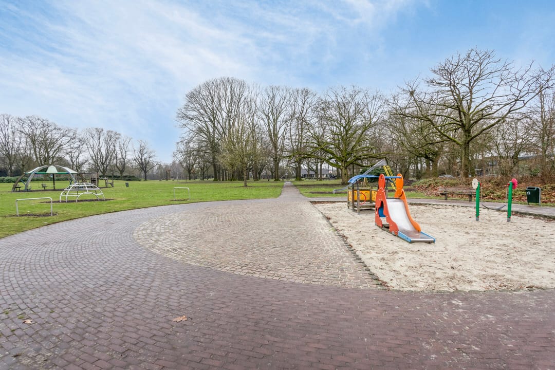 Foto 37 van President Kennedylaan 163