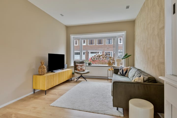 Foto 9 van De Genestetstraat 60