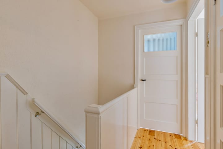 Foto 15 van De Genestetstraat 60