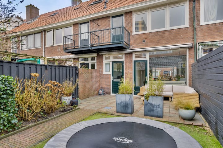 Foto 28 van De Genestetstraat 60