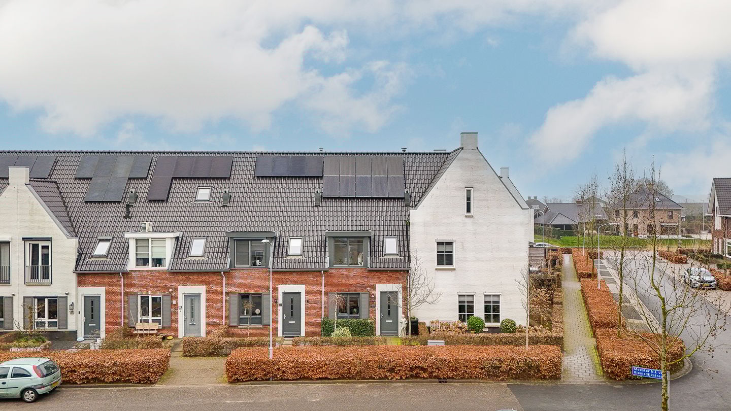 Foto 1 van Meester N J van Riemsdijkstraat 25