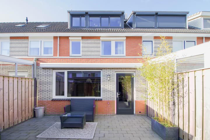 Foto 2 van Esdoornstraat 6