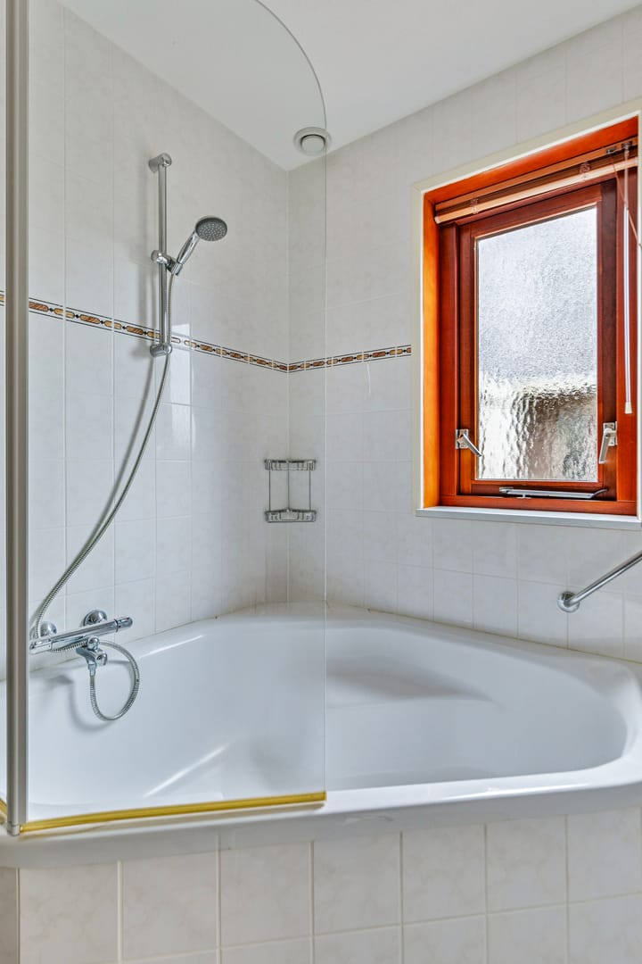 Foto 17 van Oosterwoldseweg 60-E